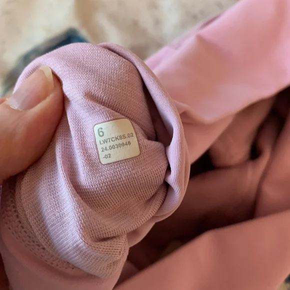 Lululemon Align Shorts size 6 - Picture 4 of 6